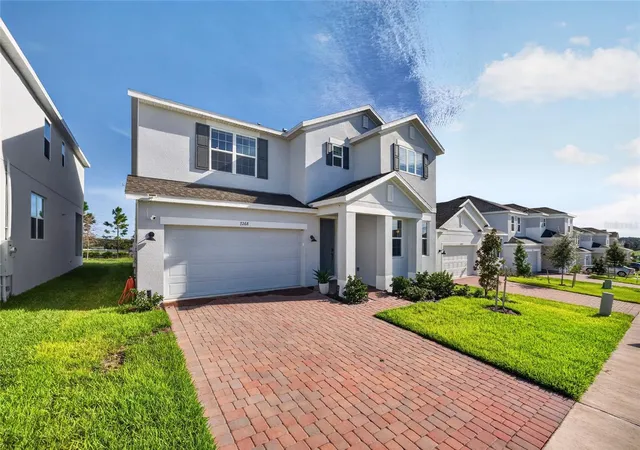 Photo 1 of Single family home for sale at 7268 Rolling Leaf Rd, Groveland, FL 34736 | MLS# O6441864 | Listing updated on 2026-10-08
