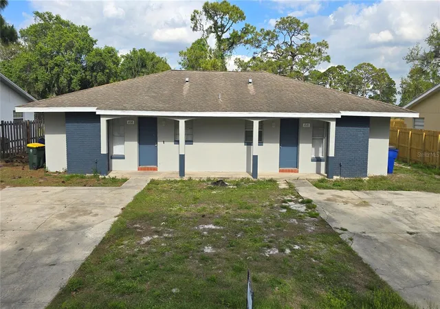 Photo 1 of Multi family home for sale at 608 Jupiter Ave Nw, Lake Placid, FL 33852 | MLS# P4939890 | Listing updated on 2026-09-15