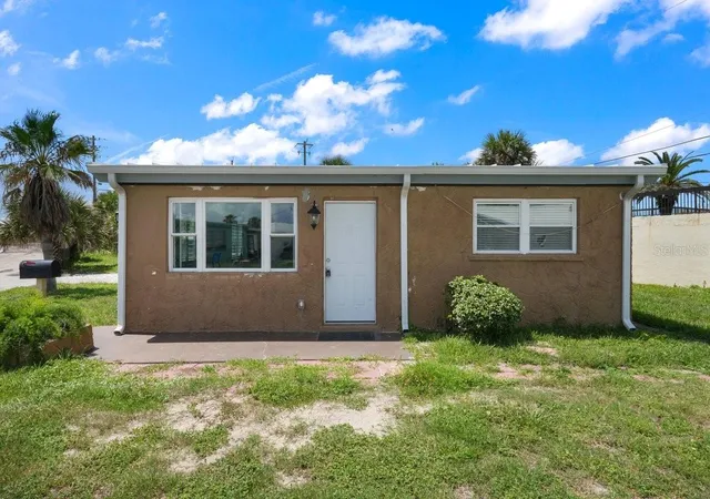 Photo 1 of Single family home for sale at 3 Ocean Edge Dr, Ormond Beach, FL 32176 | MLS# NS1089258 | Listing updated on 2026-09-15