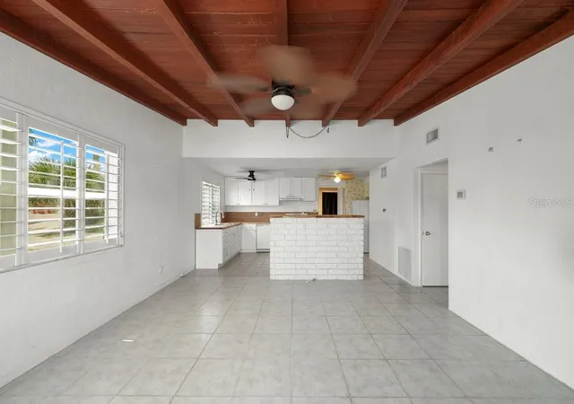 Photo 3 of Single family home for sale at 3 Ocean Edge Dr, Ormond Beach, FL 32176 | MLS# NS1089258 | Listing updated on 2026-09-15