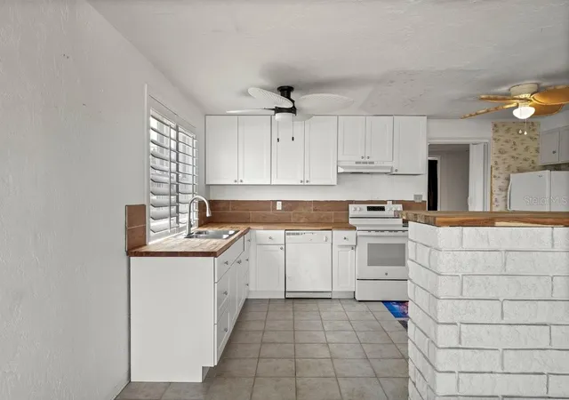 Photo 3 of Single family home for sale at 3 Ocean Edge Dr, Ormond Beach, FL 32176 | MLS# NS1089258 | Listing updated on 2026-09-15