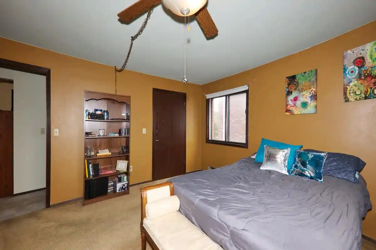Photo 4 of Condominium at 6440 W Howard Ave Ave #102, Milwaukee, WI 53220 | MLS# 1740952 | | Sold on 2021-06-30