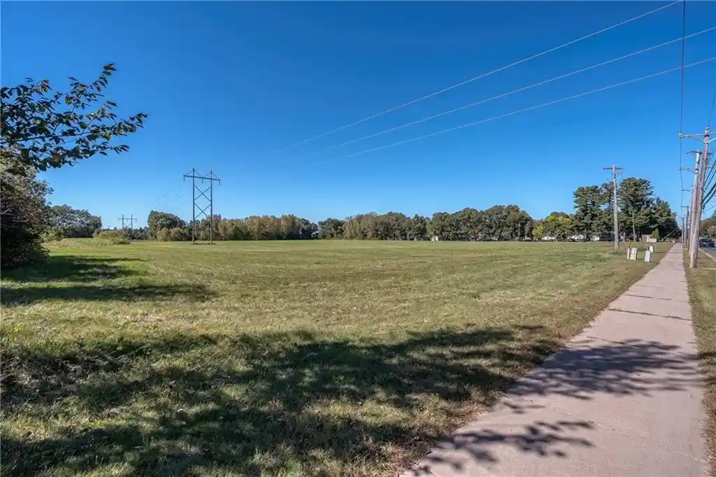 2nd image of 2121 Wilson Street Street, Menomonie, WI 54751 | MLS# 1586446
