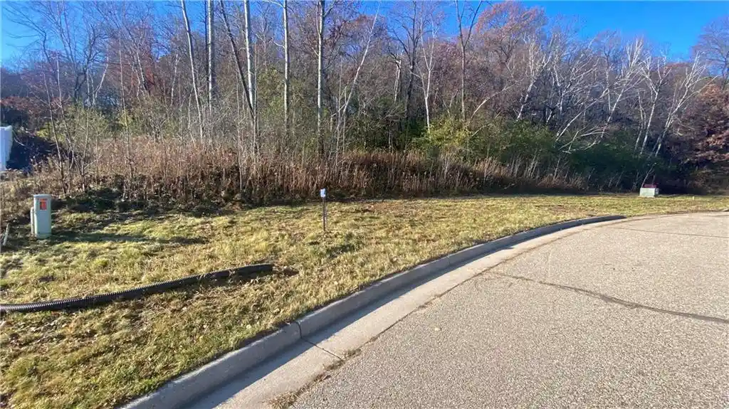 Photo 2 of Land for sale at 4419 Twin Oaks Court Court, Eau Claire, WI 54701 | MLS# 1587245 | Listing updated on 2026-04-29