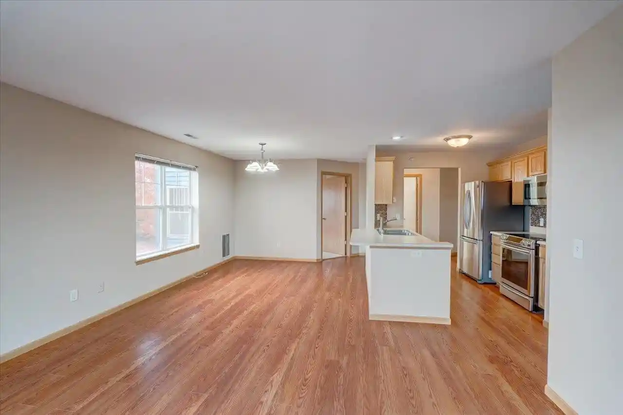 3rd image of 704 Herndon Dr Dr, Madison, WI 53718