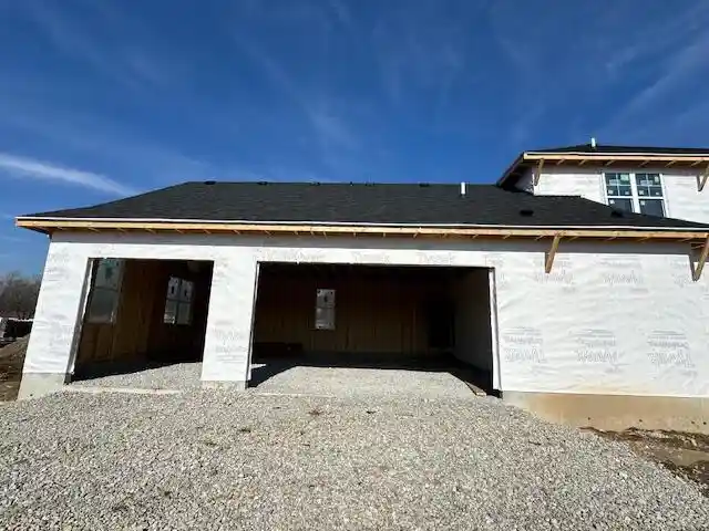 Homes for sale in Muskego, WI | W140 S6982 Twin Silos Court Court, Muskego, WI 53150 | MLS# 1943291