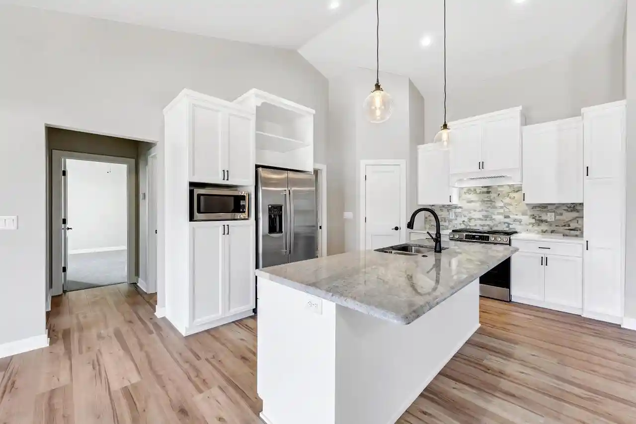 Photo 3 of Single family home for sale at 475 Earnhardt Court Court, Green Bay, WI 54311 | MLS# 50318636 | Listing updated on 2026-10-04