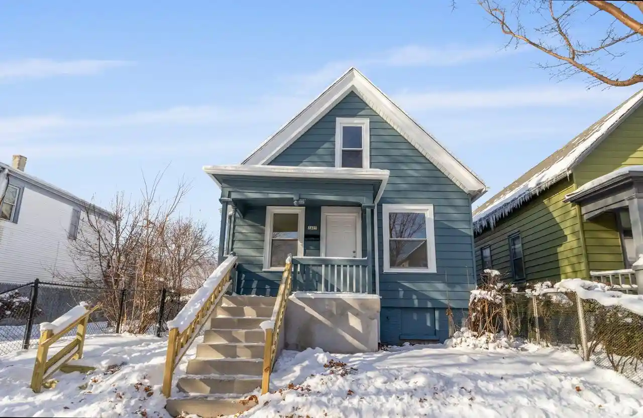 Homes for sale in Milwaukee, WI | 2409 N 21st Street Street, Milwaukee, WI 53206 | MLS# 1944772