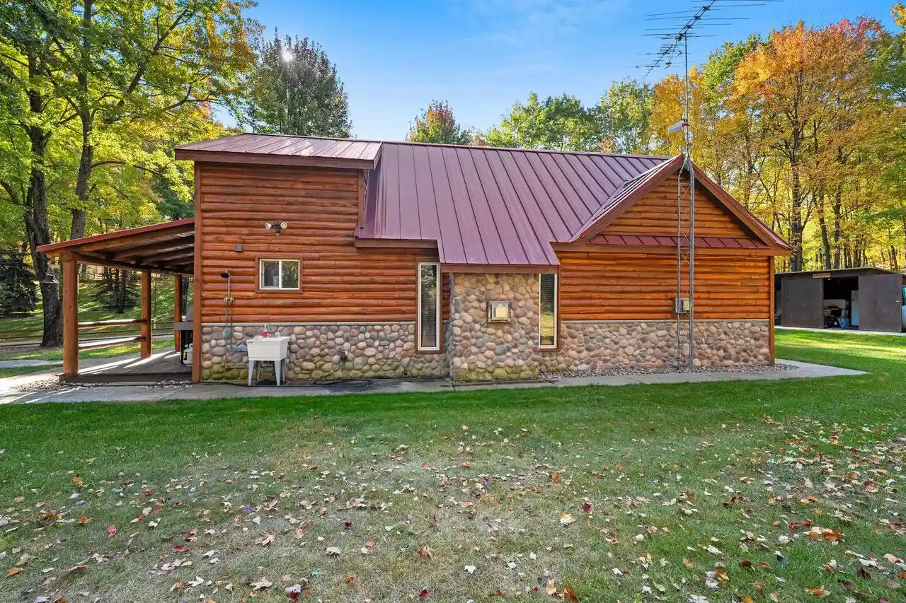 Homes for sale in Pound, WI | 10014 Tank Lane Lane, Pound, WI 54161 | MLS# 50318957