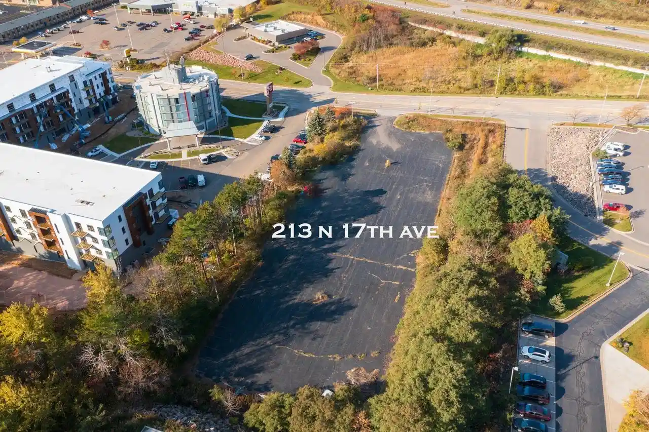 1st image of 213 N 17th Avenue Avenue, Wausau, WI 54401 | MLS# 22505724