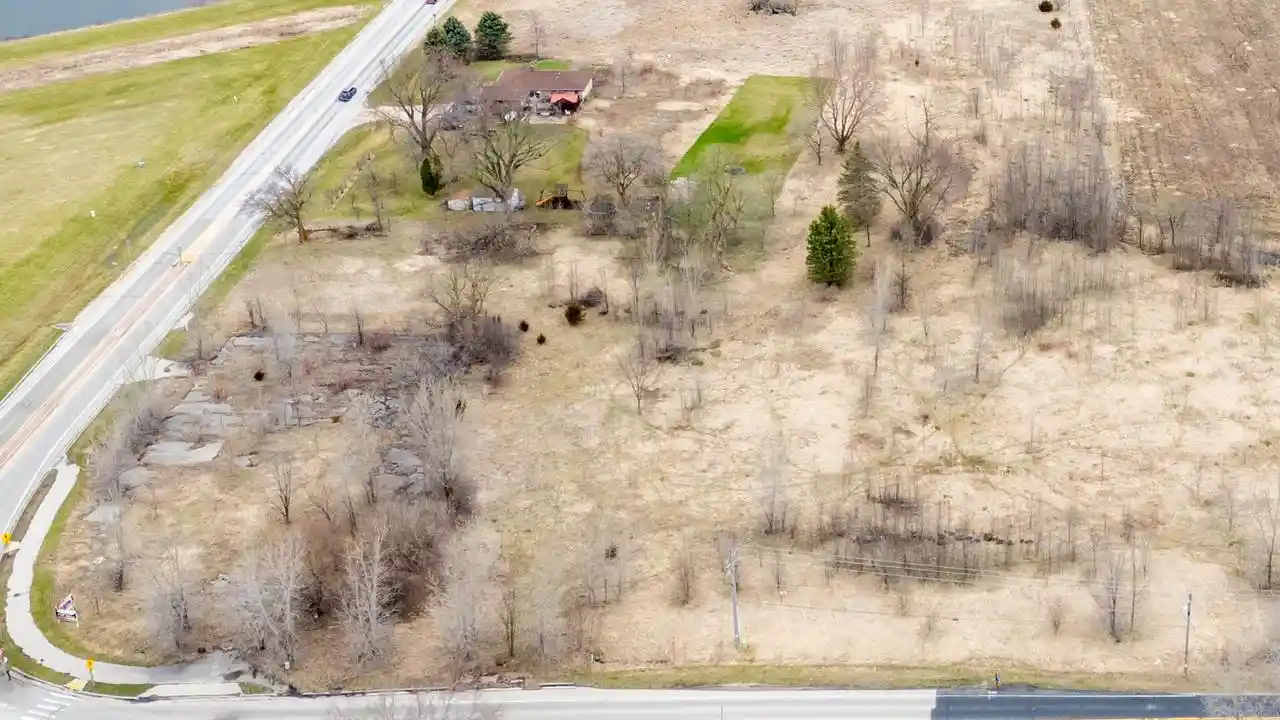 4th image of 4510 County Hwy P #4522, West Bend, WI 53095 | MLS# 1945203