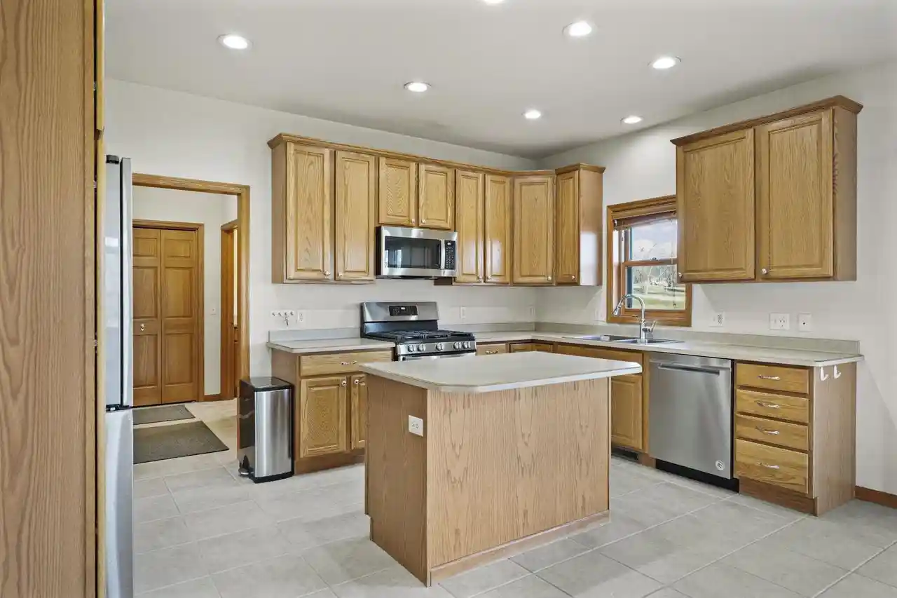 5th image of 3026 Saddle Brooke Trail Trail, Sun Prairie, WI 53590 | MLS# 2013975