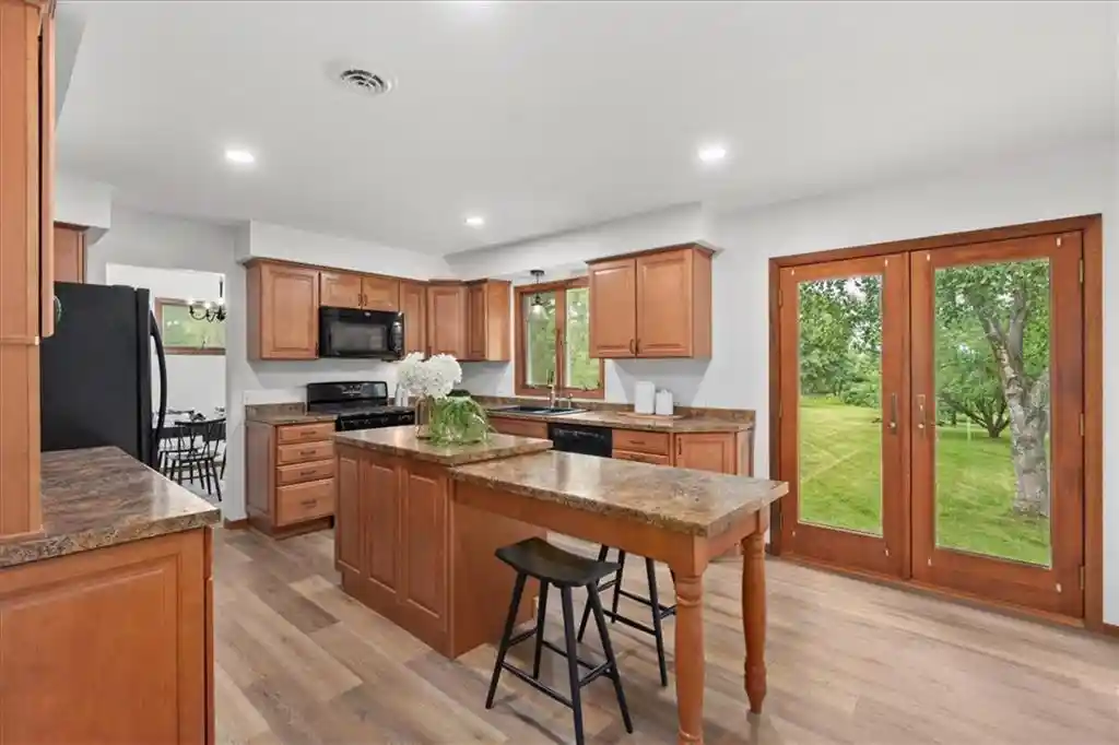5th image of 1735 Hwy 63, New Richmond, WI 54017 | MLS# 1597621