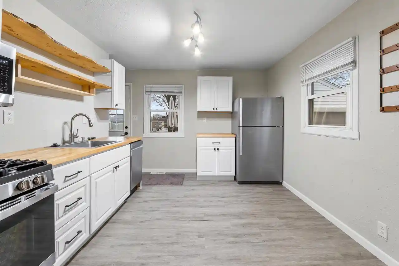 Homes for sale in West Bend, WI | 625 Madison Avenue Avenue, West Bend, WI 53095 | MLS# 1946850
