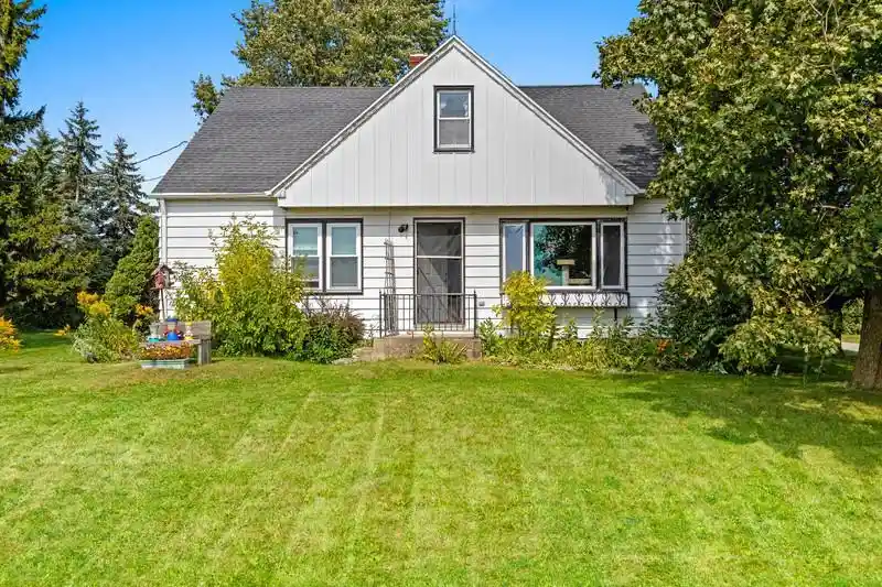 Homes for sale in Kaukauna, WI | 253 County Hwy Ce, Kaukauna, WI 54130 | MLS# 50319993