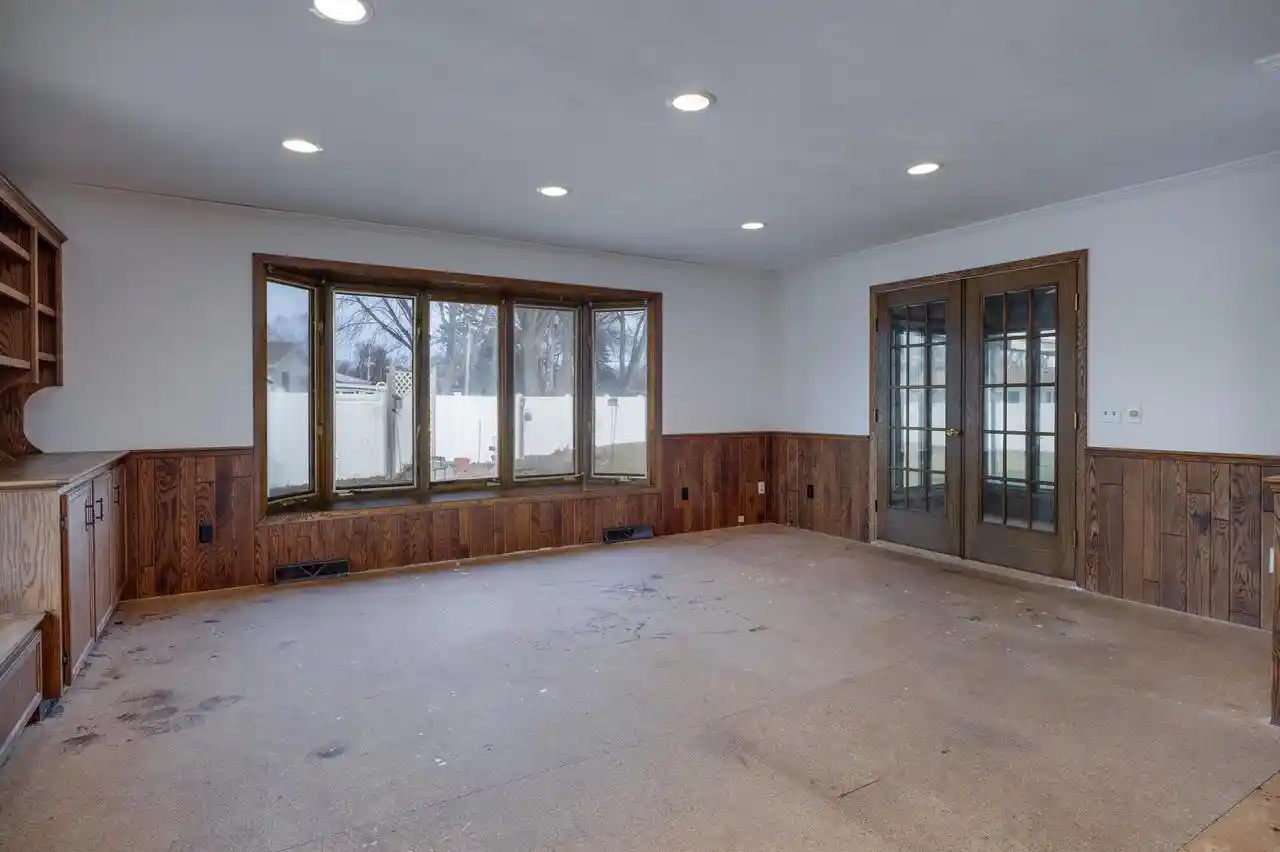 3rd image of 1913 Black Bridge Road Road, Janesville, WI 53545 | MLS# 2015046