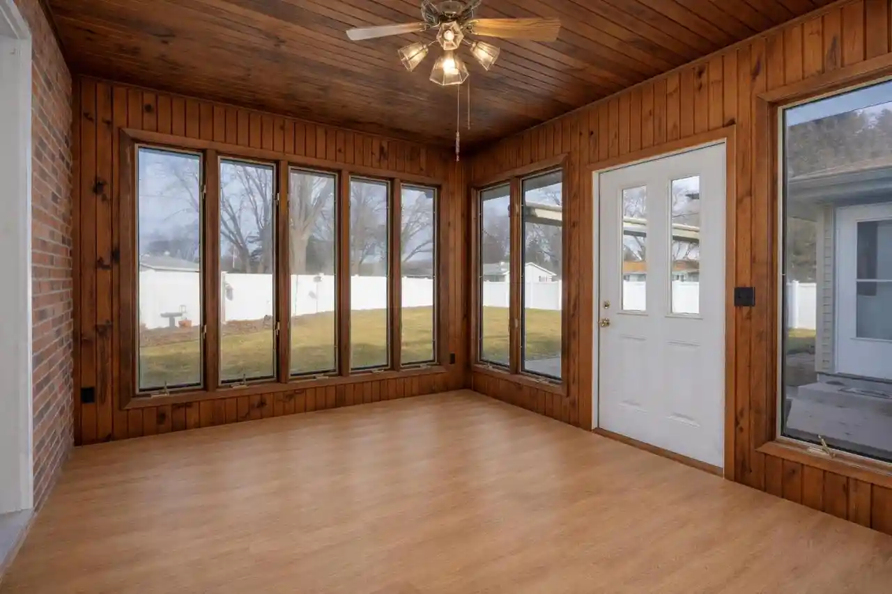 4th image of 1913 Black Bridge Road Road, Janesville, WI 53545 | MLS# 2015046