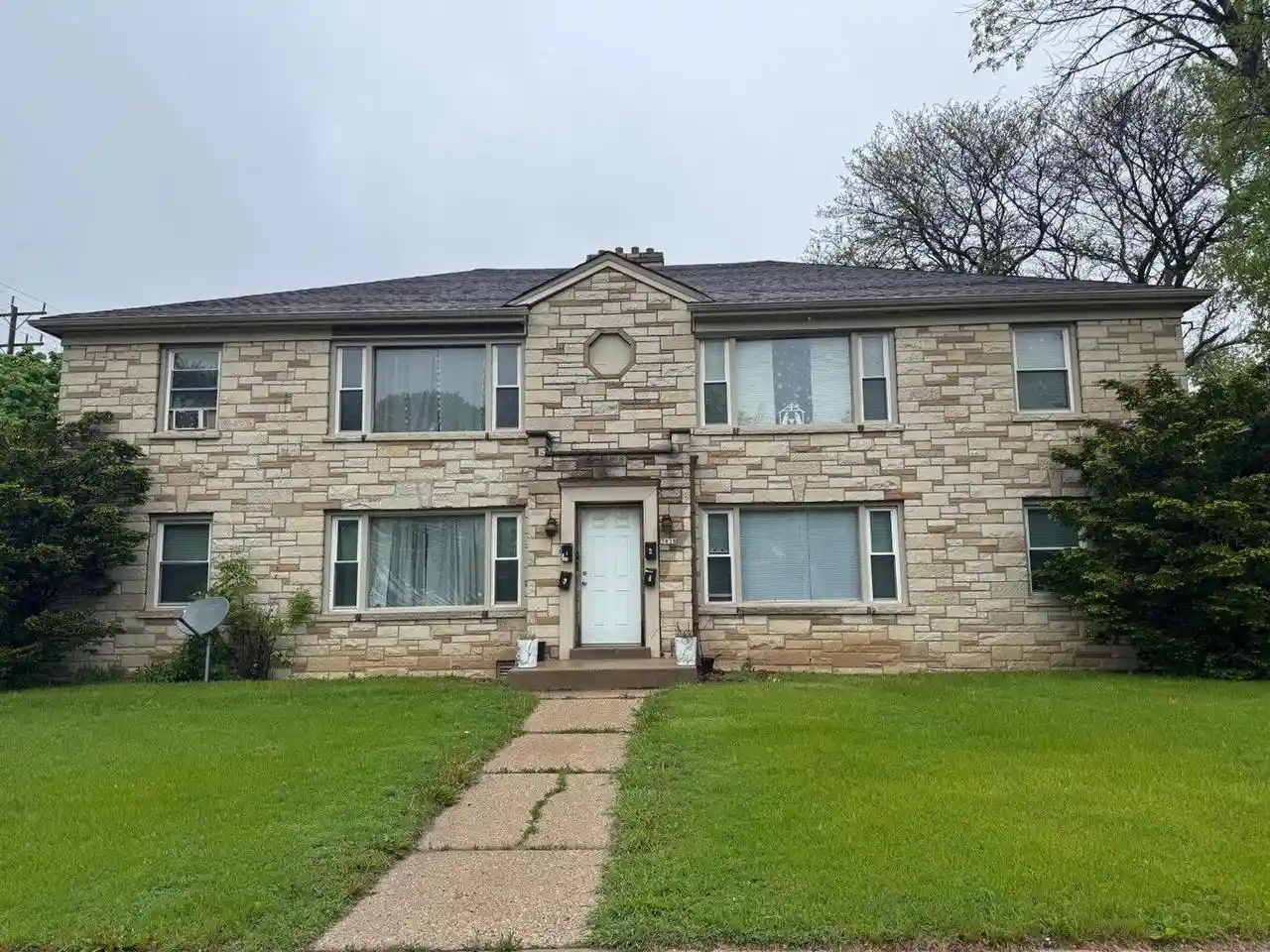 Homes for sale in Milwaukee, WI | 3838 W Capitol Dr Dr, Milwaukee, WI 53216 | MLS# 1947884