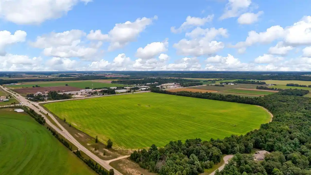3rd image of 30 Acres County Road R, Plover, WI 54467 | MLS# 22600230