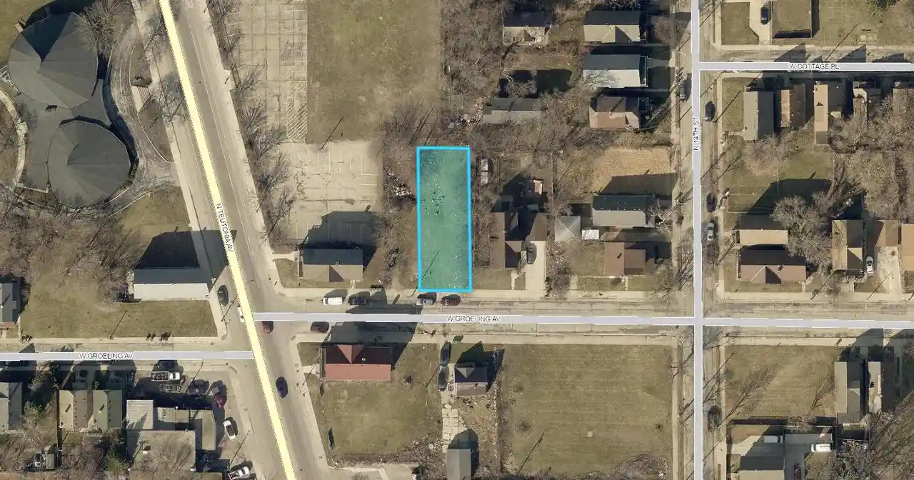 Homes for sale in Milwaukee, WI | 1426 W Groeling Avenue Avenue, Milwaukee, WI 53206 | MLS# 1948161
