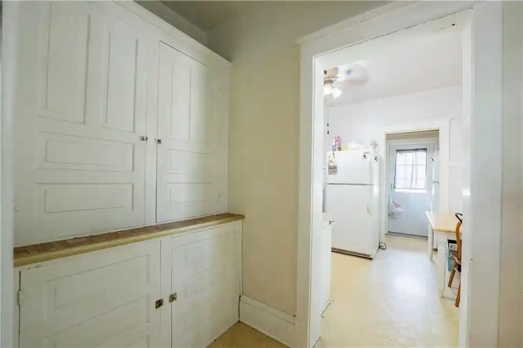 40th image of 1010 S Farwell Street Street, Eau Claire, WI 54701 | MLS# 1598018