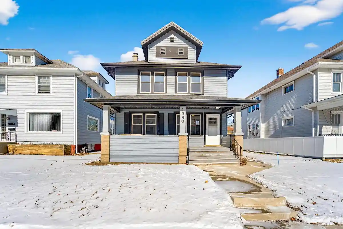 1st image of 1948 Twelfth Street Street, Racine, WI 53403 | MLS# 1948455