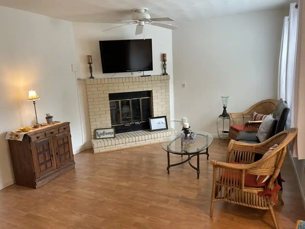 Homes for sale in Neenah, WI | 1115 Daniel Court Court, Neenah, WI 54956 | Houzeo