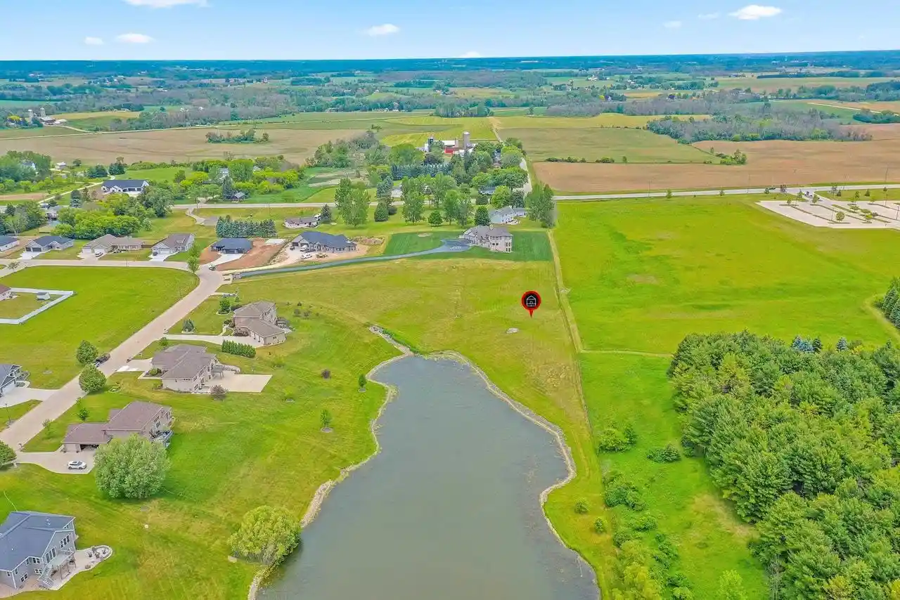 Homes for sale in Manitowoc, WI | Silveridge Dr Dr, Manitowoc, WI 54220 | MLS# 50320561