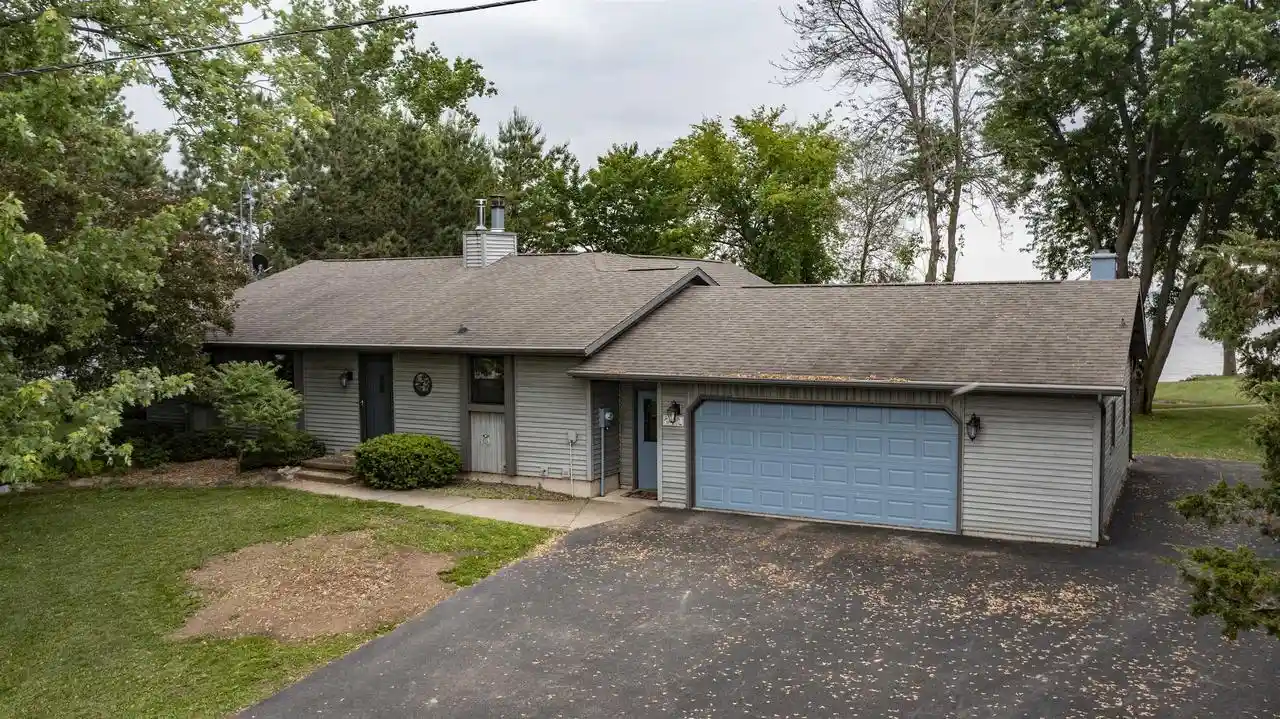 Homes for sale in Fremont, WI | 9205 Willow Lane Lane, Fremont, WI 54940 | MLS# 50320758