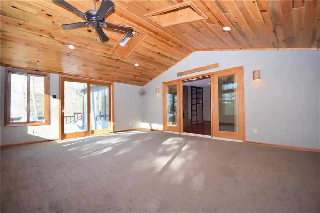 2nd image of 4549 Lunsman Dr Dr, Danbury, WI 54830 | MLS# 1598219