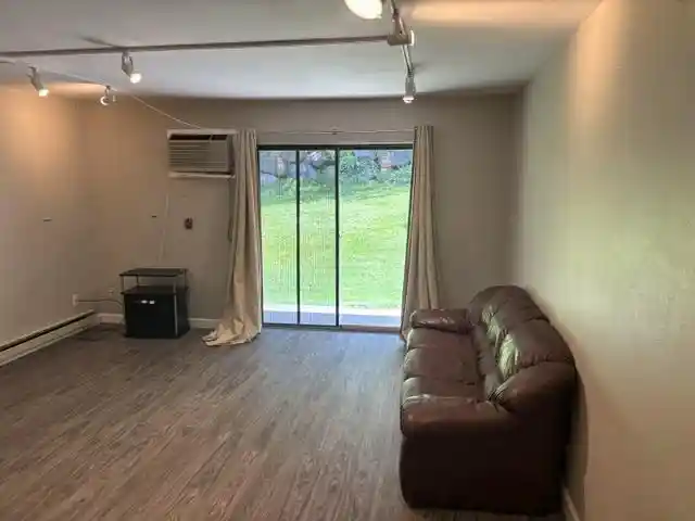 image of 837 N Gammon Rd Rd, Madison, WI 53717