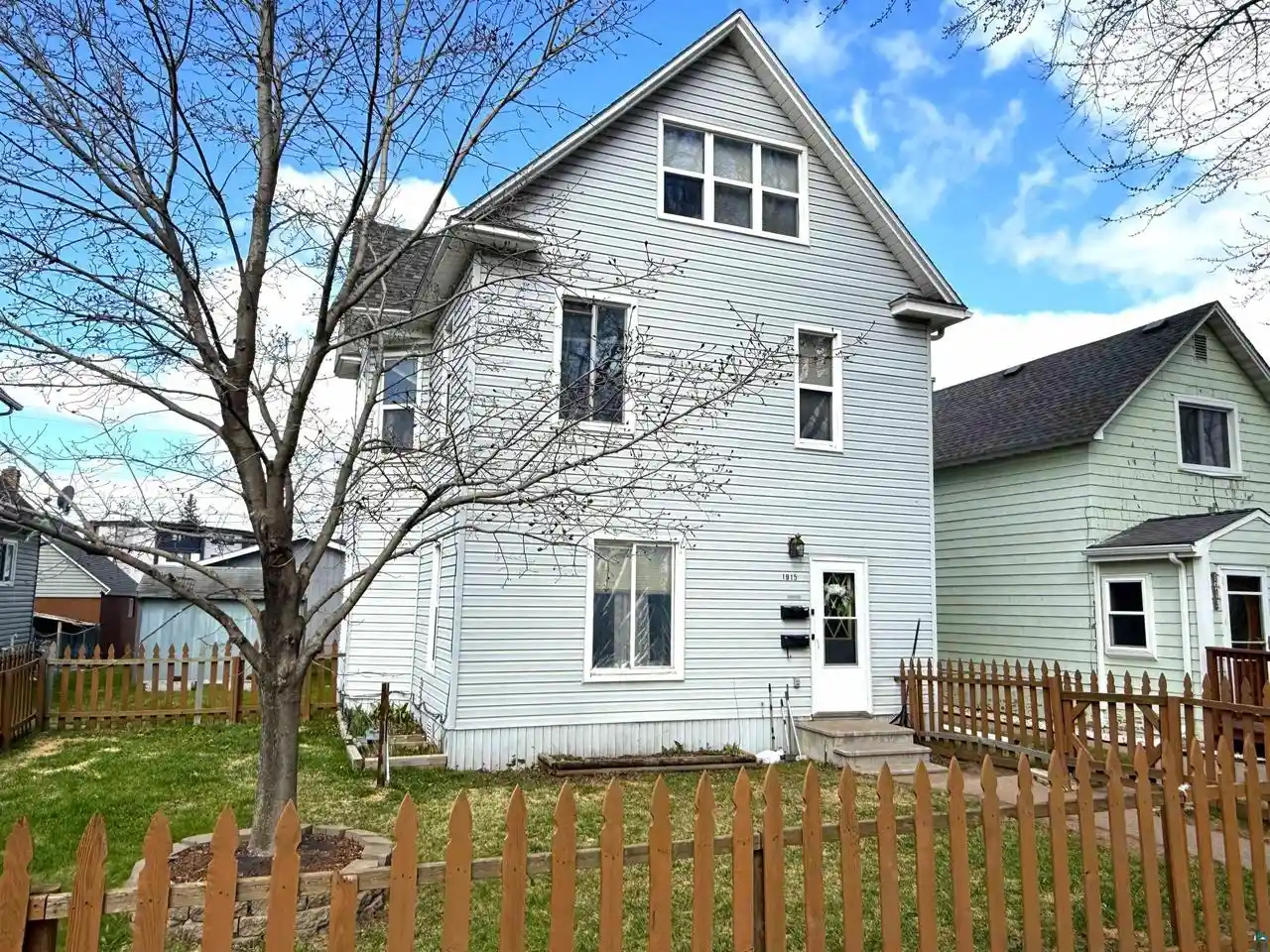 Homes for sale in Superior, WI | 1915 Wisconsin Ave Ave, Superior, WI 54880 | MLS# 6123602