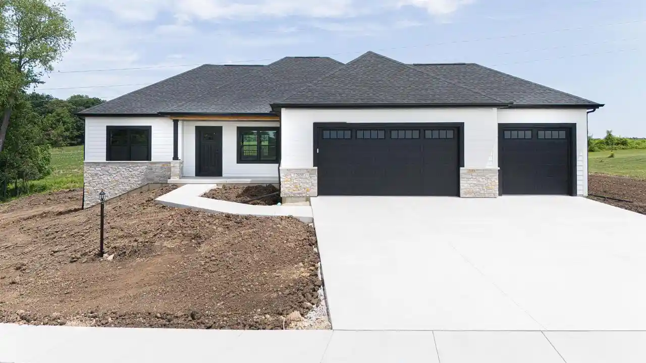 Homes for sale in Janesville, WI | 2050 Arbor Ridge Way Way, Janesville, WI 53548 | MLS# 2016440
