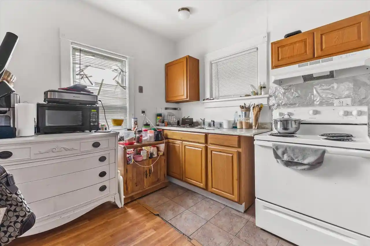 Homes for sale in Kenosha, WI | 2024 65th Street Street, Kenosha, WI 53143 | Houzeo