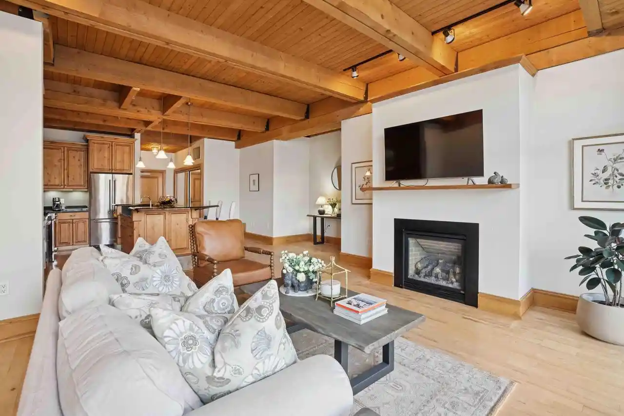 Homes for sale in Milwaukee, WI | 130 S Water Street Street #106, Milwaukee, WI | MLS# 1950579