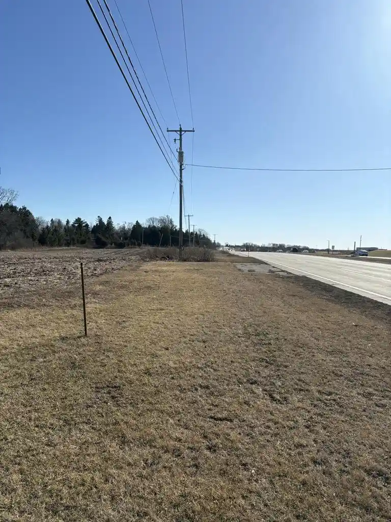 Homes for sale in Kenosha, WI | 5602 16th Pl Pl, Kenosha, WI 53144 | MLS# 1950997