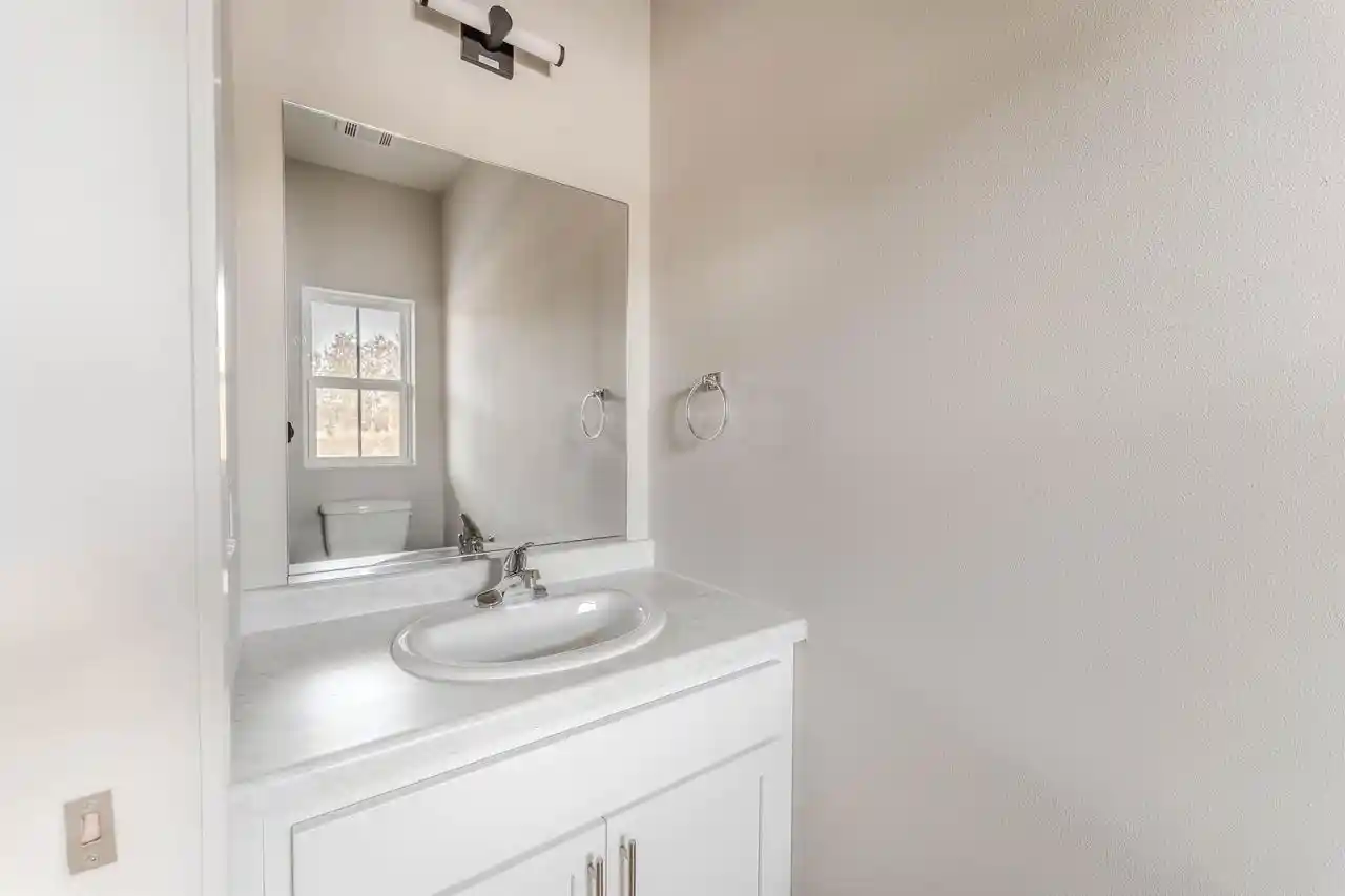 Homes for sale in Oshkosh, WI | 1084 W 20Th Avenue Avenue, Oshkosh, WI 54902 | MLS# 50321379