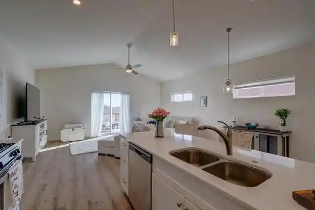 4th image of 1232 Tivoli Circle Circle, Oregon, WI 53575 | MLS# 2017024