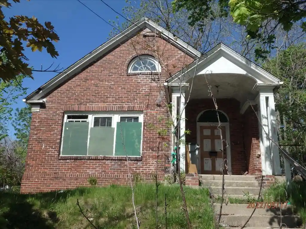 Homes for sale in Milwaukee, WI | 1335 S 3rd Street Street, Milwaukee, WI | MLS# 1951356