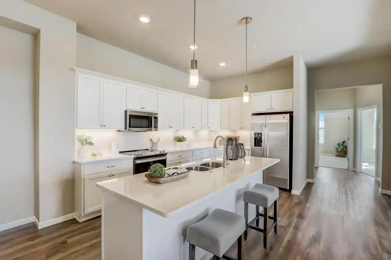 3rd image of 2836 Fox Lake Circle Circle #102 / 01, Waukesha, WI 53189 | MLS# 1951422