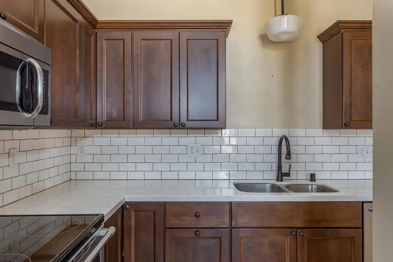 2nd image of 105 Washington Ave Ave, Oshkosh, WI 54901