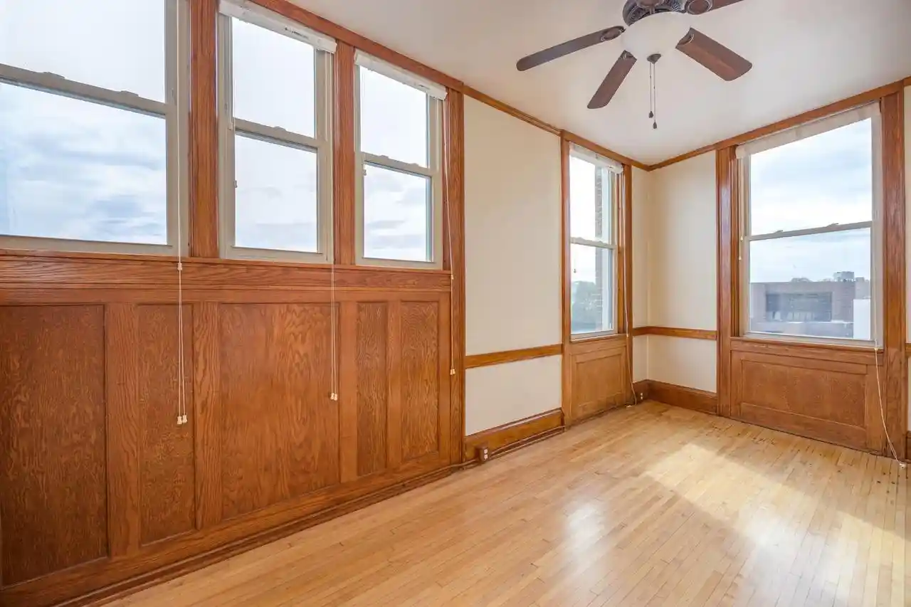 Photo 4 of Condo for sale at 105 Washington Avenue Avenue #302, Oshkosh, WI 54901 | MLS# 50321577 | Listing updated on 2026-09-30
