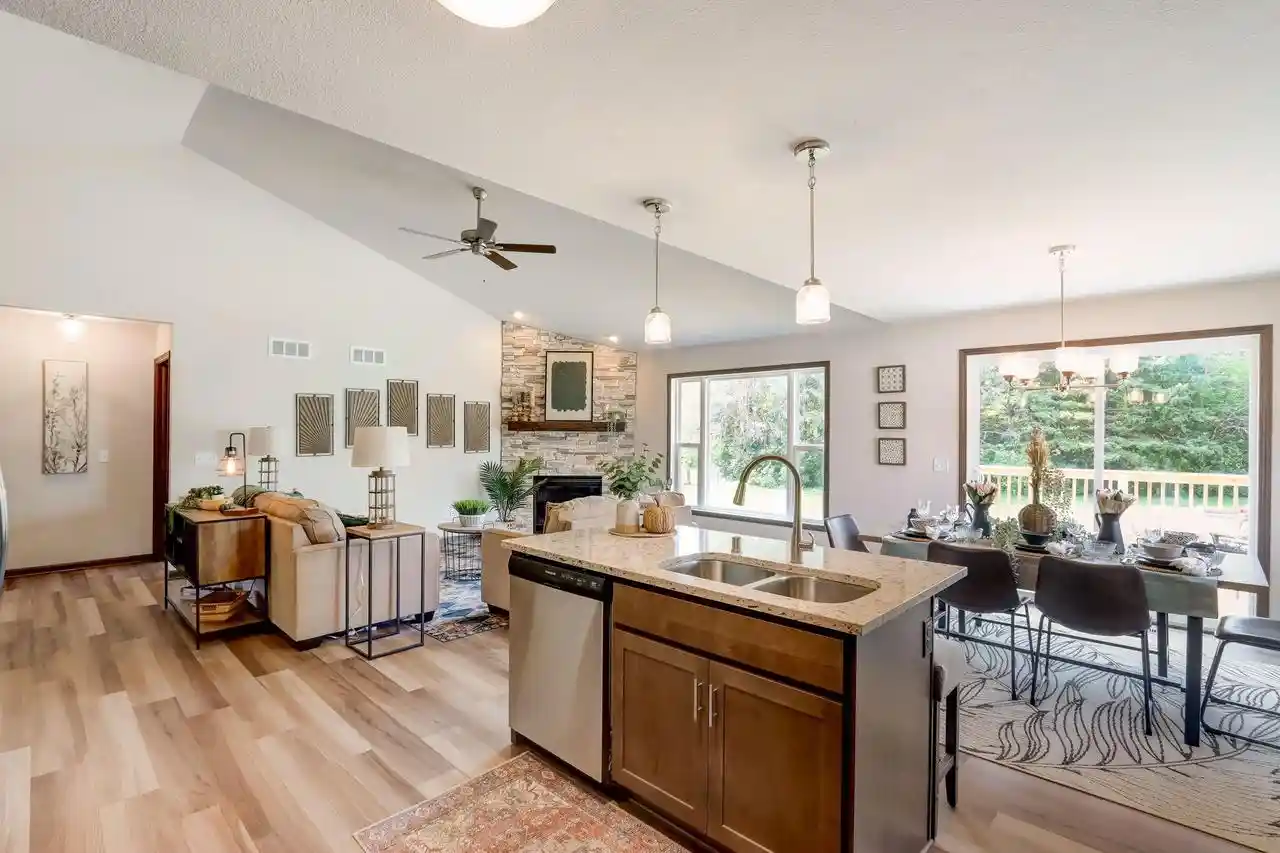 4th image of 5359 Independence Road Road, Mount Pleasant, WI 53406 | MLS# 1951917