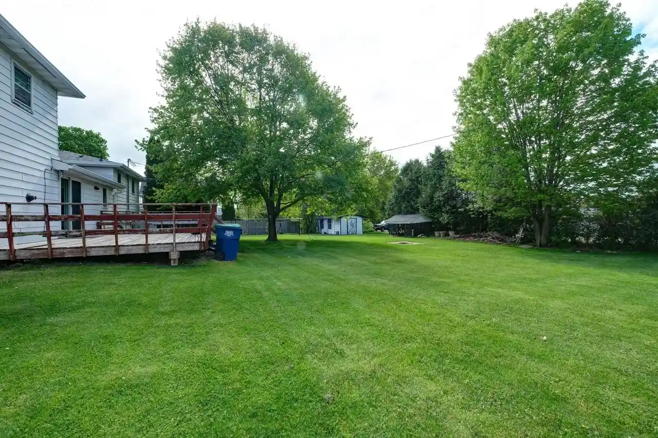 Homes for sale in Edgar, WI | 204 E Chesak Avenue Avenue, Edgar, WI 54426 | MLS# 22600776