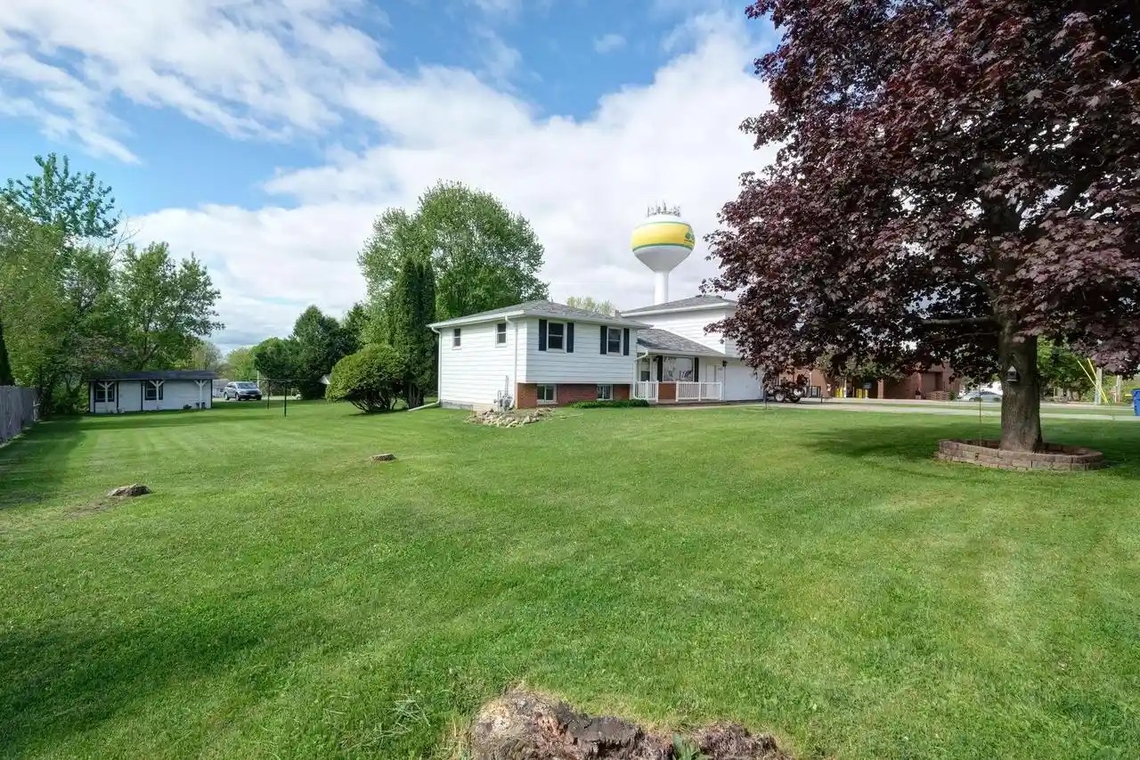 Homes for sale in Edgar, WI | 204 E Chesak Avenue Avenue, Edgar, WI 54426 | MLS# 22600776