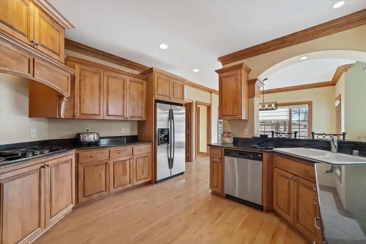 3rd image of N60W27179 Trappers Run Run, Sussex, WI 53089 | MLS# 1952074
