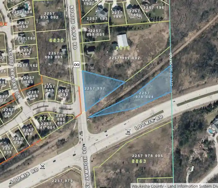 Homes for sale in Muskego, WI | W125s9708 N Cape Road Road, Muskego, WI 53150 | MLS# 1952136