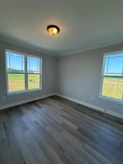 11th image of 527 Talbots Woods Dr Dr, Dousman, WI 53118 | MLS# 1952163