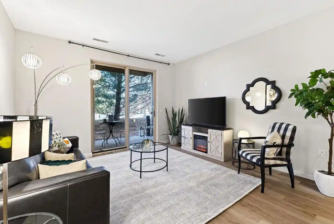 4th image of 5196 Sassafras Dr Dr #105, Fitchburg, WI 53711 | MLS# 2017567