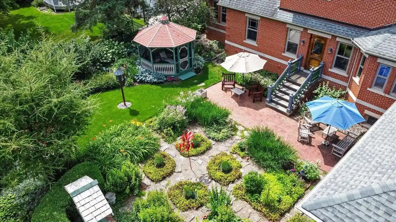 Photo 4 of Single family home for sale at 6 Pebble Beach Circle Circle, Madison, WI 53717 | MLS# 2017601 | Listing updated on 2026-08-29